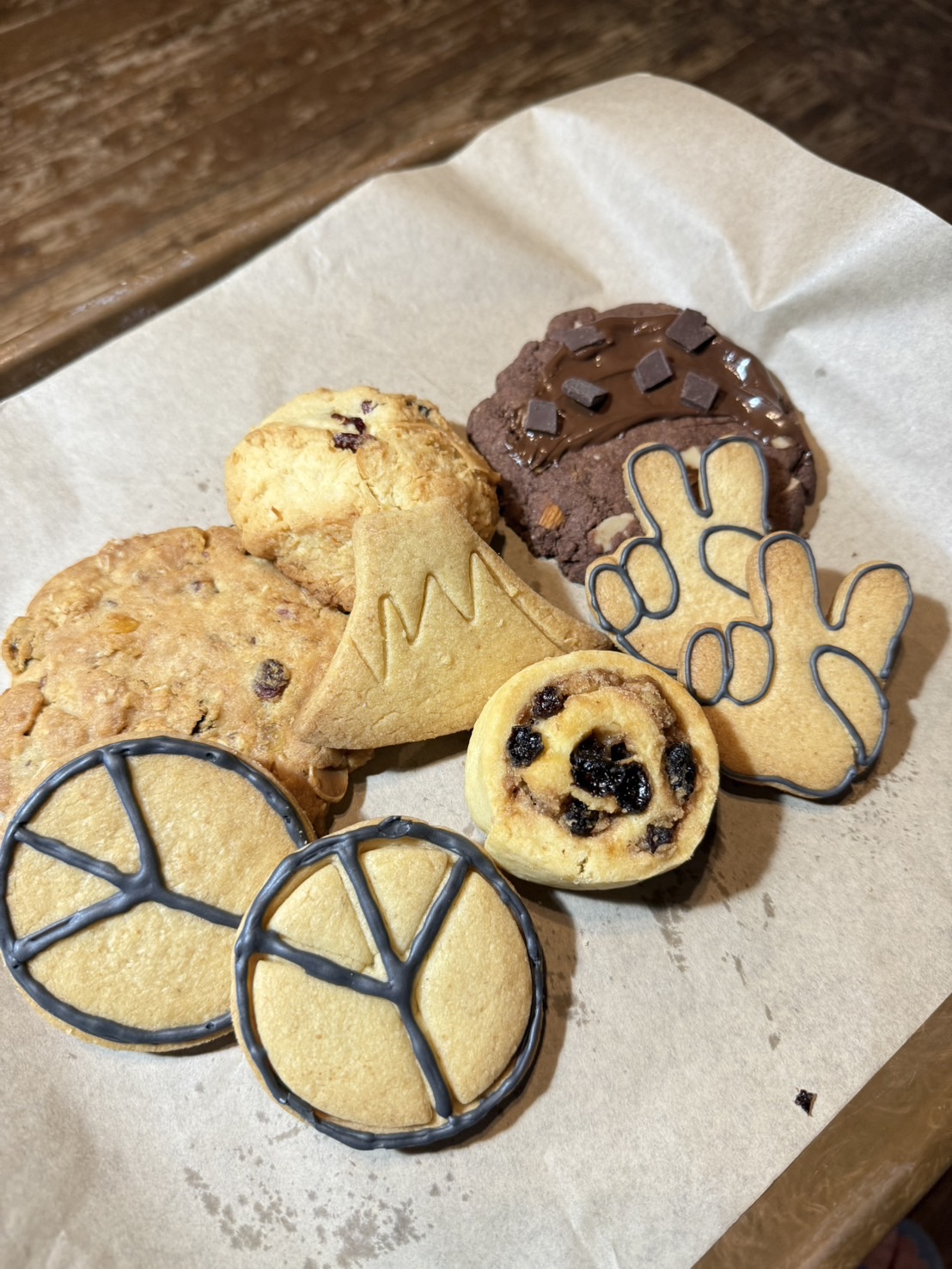 LOTUS SWEETS