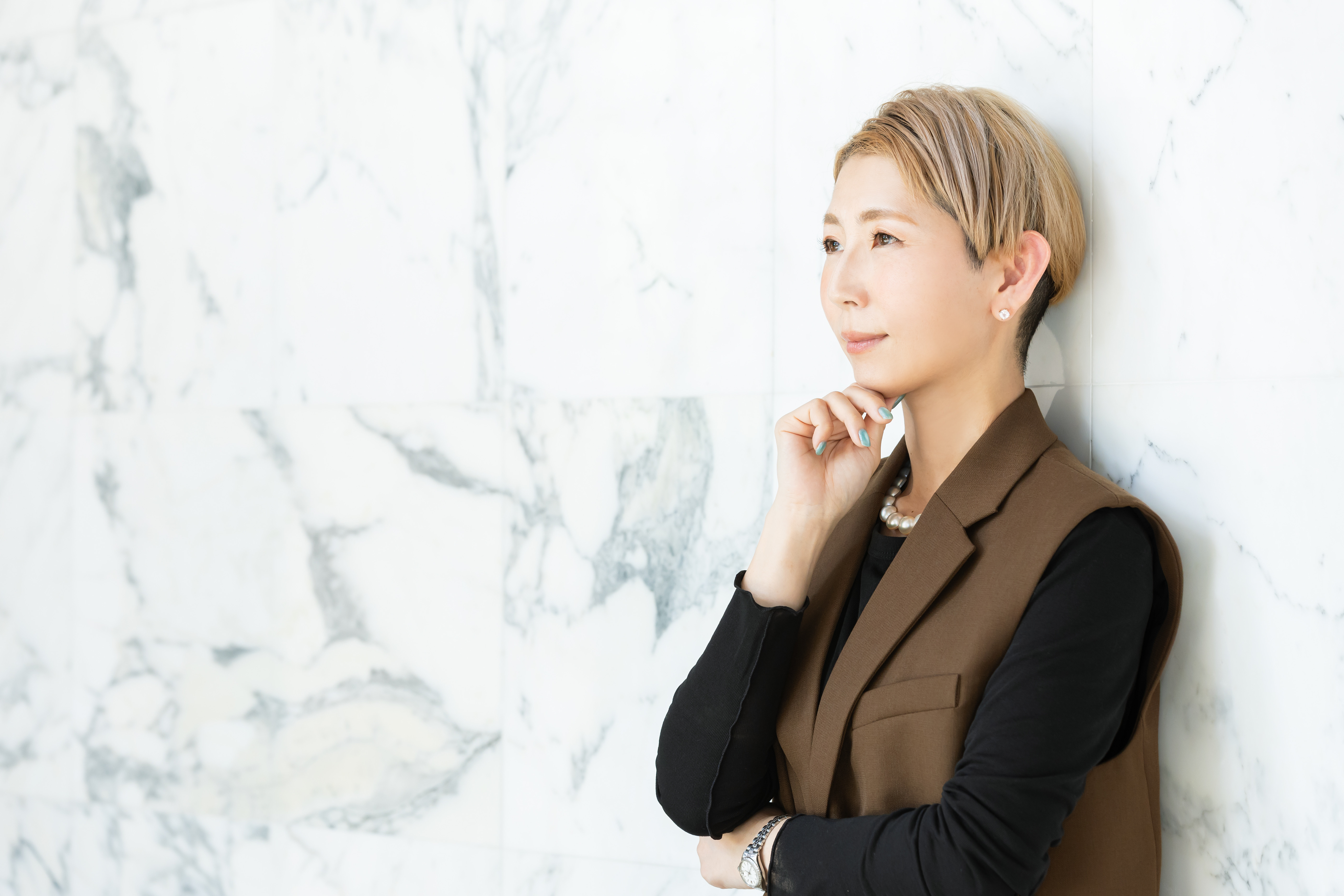 勅使川原真衣